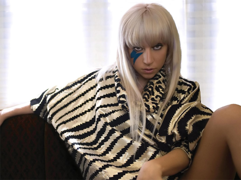 lady-gaga-800-600-2.jpg - 102.23 KB